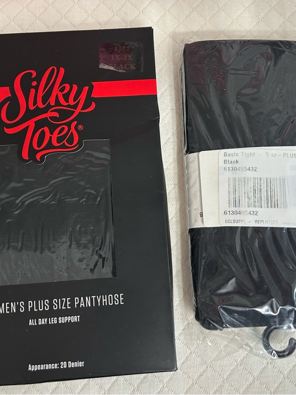 Silky Toes Women's Plus Size Black Pantyhose - 20 Denier and Loft pantyhose